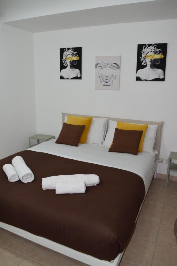 Casa Medusa Messina Buitenkant foto